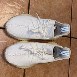 Adidas Yeezy Boost 350 V2 Triple White